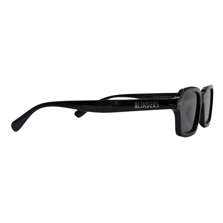 Lentes de sol Blinders Black Ravello con marco rectangular negro y lentes negros, estilo unisex UV400 - Blinders Online Store
