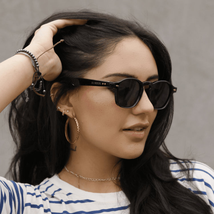 Lentes de sol Blinders Black Venice con marco redondo negro y lentes negros, estilo unisex UV400
